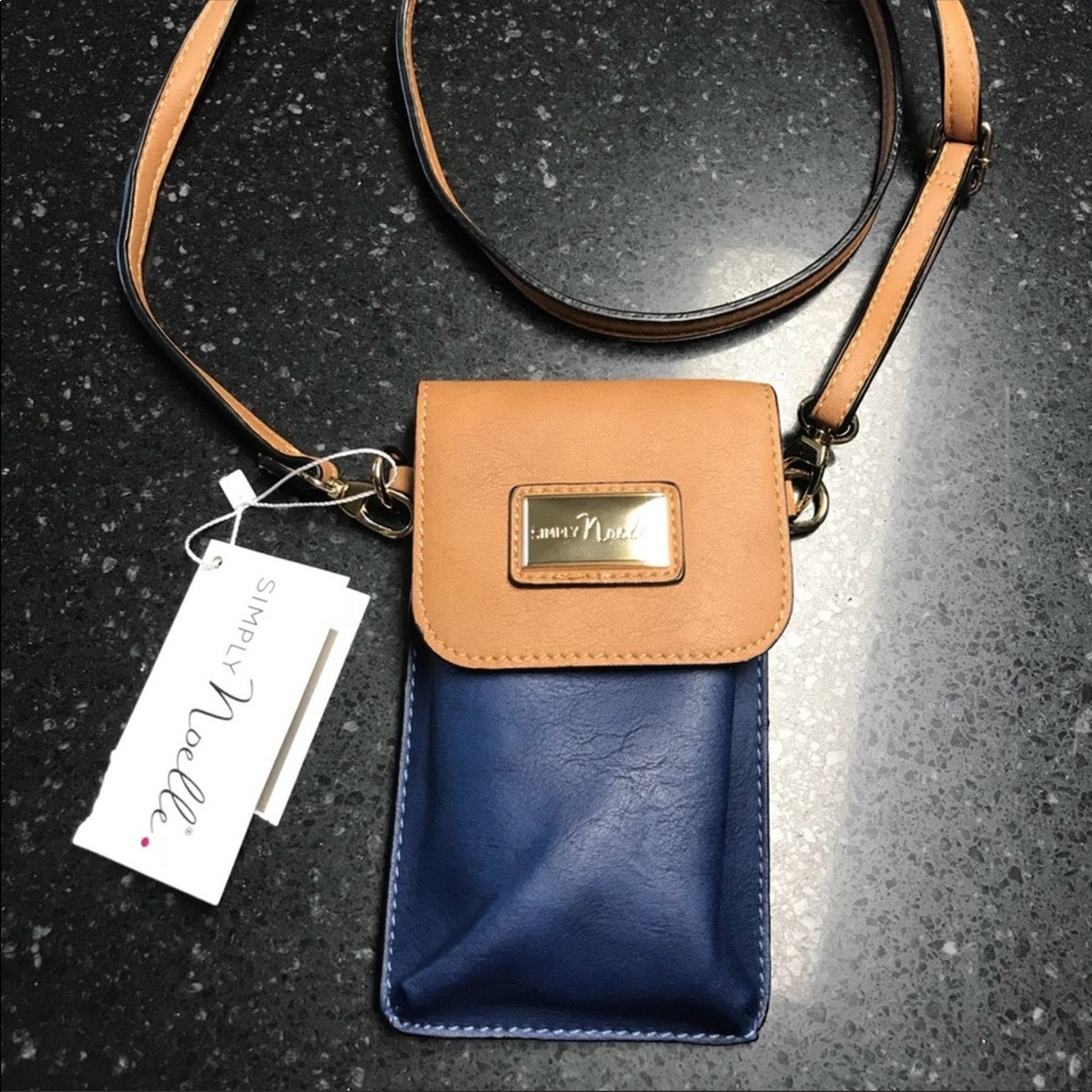 Simply Noelle cross body purse. New with tags